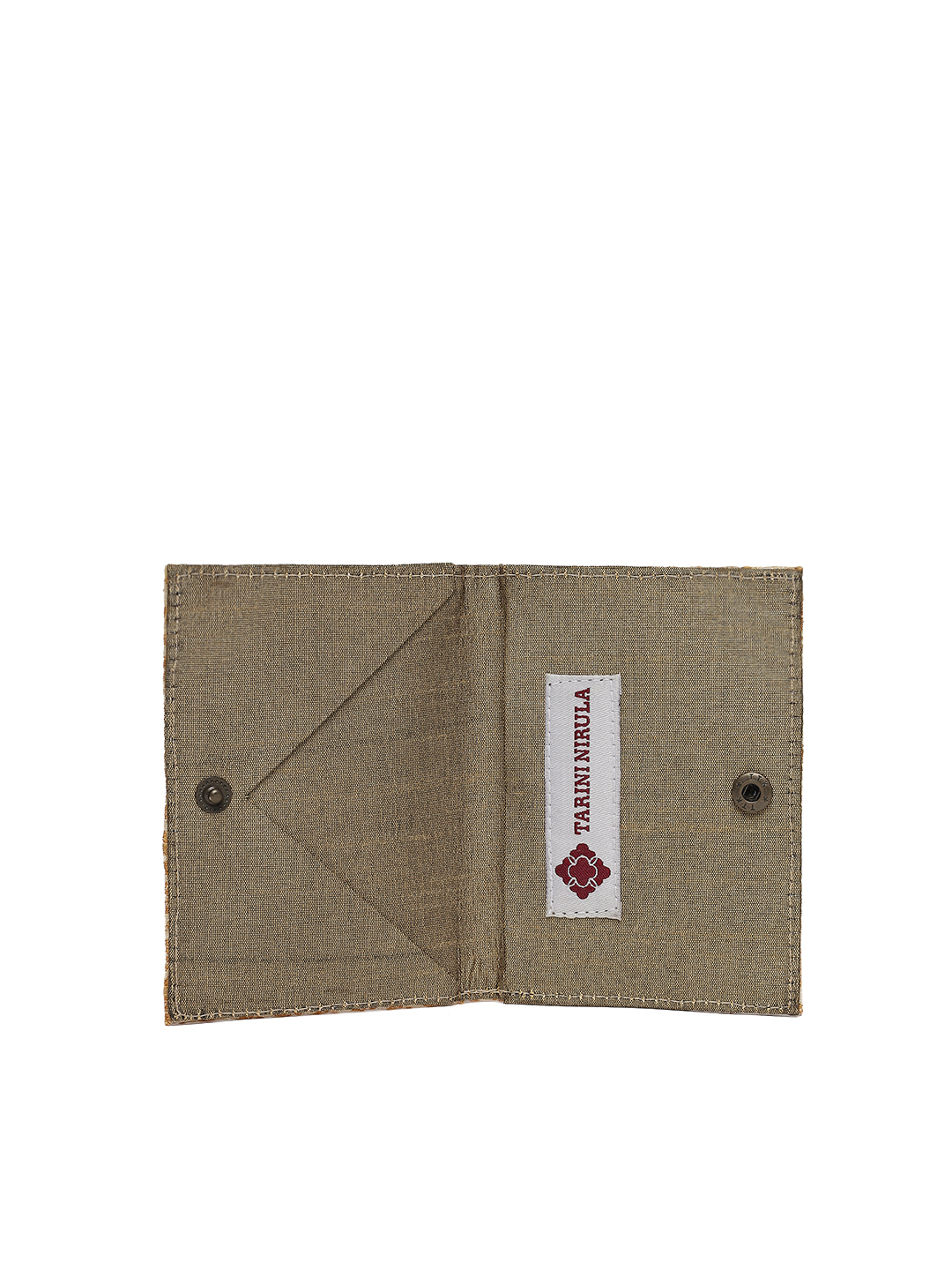 6-2-2022 product05339 Araa Gold